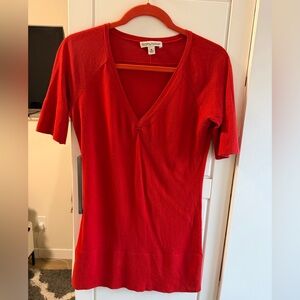 Banana Republic Red V-Neck Short Sleeve Tee